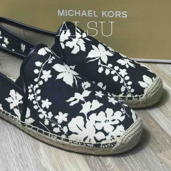 Michael Kors Hastings Espadrille Canvas Navy White - Picture 2 of 8
